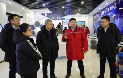 中国建设银行黑龙江省分行党委书记、行长王东一行到710公海走访调研